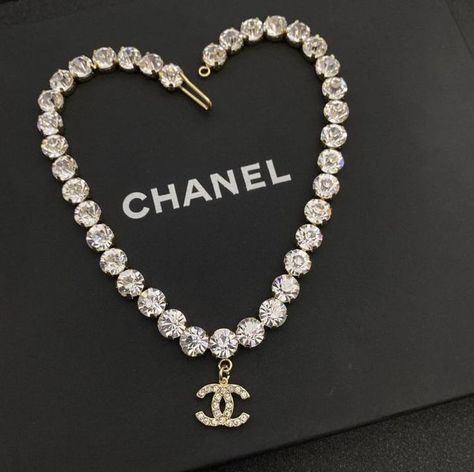 Collier Chanel